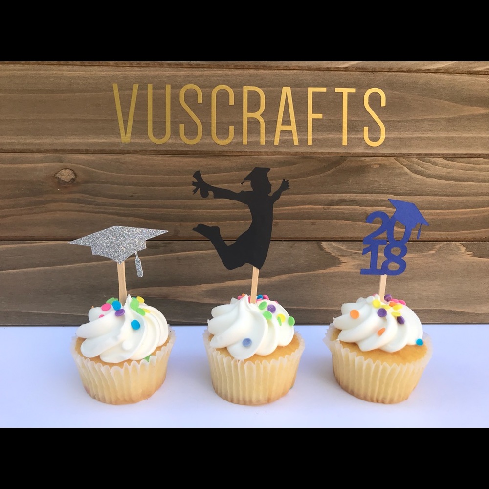 12 Graduation Cupcake Toppers